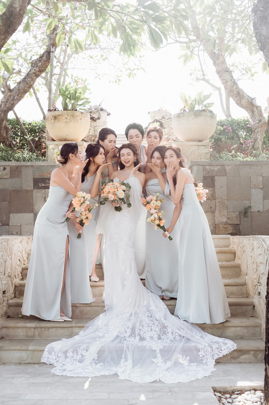🕊️ Real Bride Sharing 🕊️ Glow with pure love and radiant smile ✨ Seeing our beautiful bride @hungcheukwingg glowing with pure happiness on her Big Day is simply breathtaking! 🤍 Cheukwing chose a delicate corset gown with fine spaghetti straps, beautifully paired with an effortlessly flowing lace train. The gown perfectly complemented her sweet charm and flattering silhouette—making every moment, from her grand entrance to the close-up details, radiate timeless elegance and fairy-tale vibes. ✨ Thank you @hungcheukwingg for trusting us on your big day! Wishing you and your groom a lifetime of sweetness, joy, and everlasting love! 🥂💖