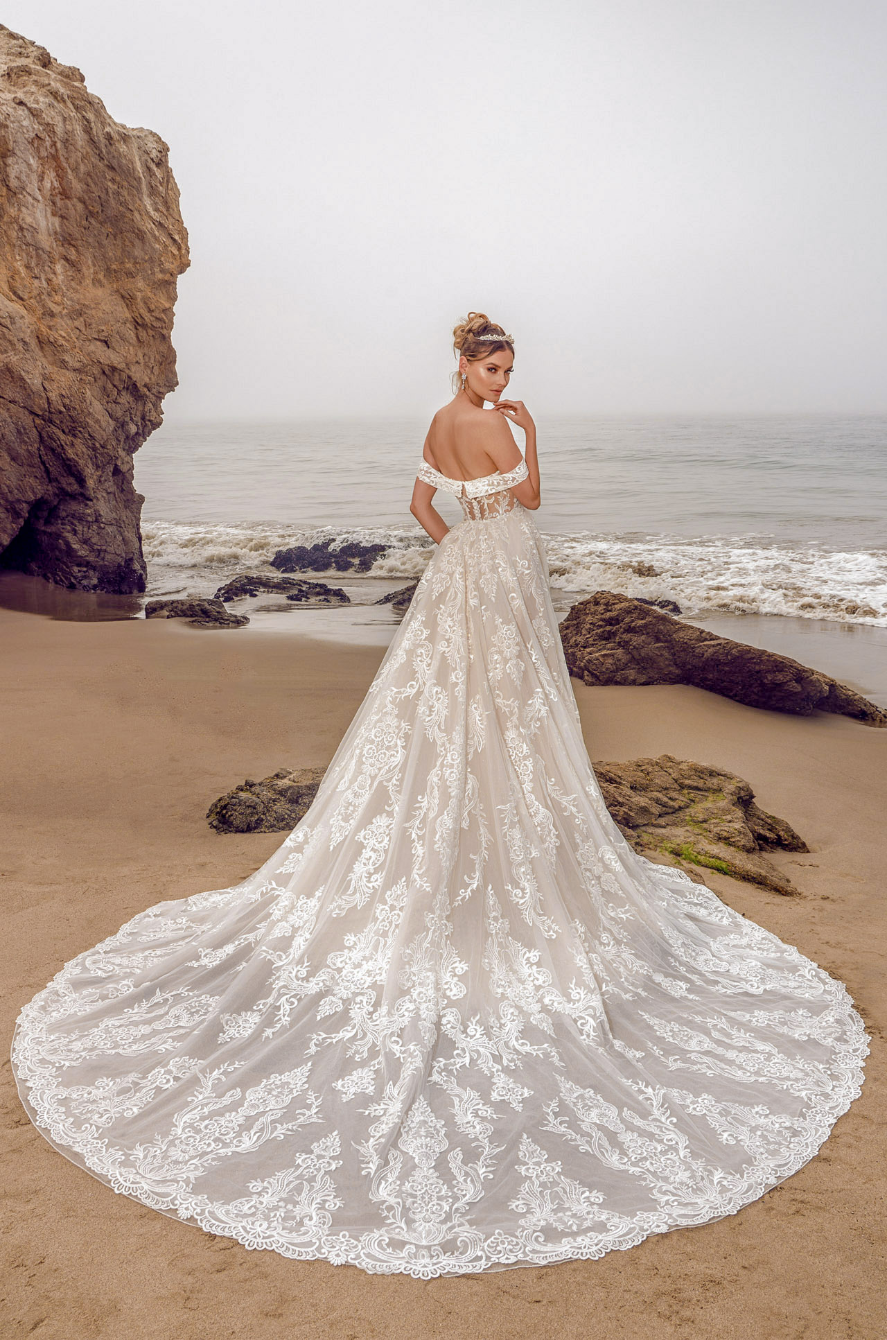 LINDA CLARIE - KITTYCHEN COUTURE