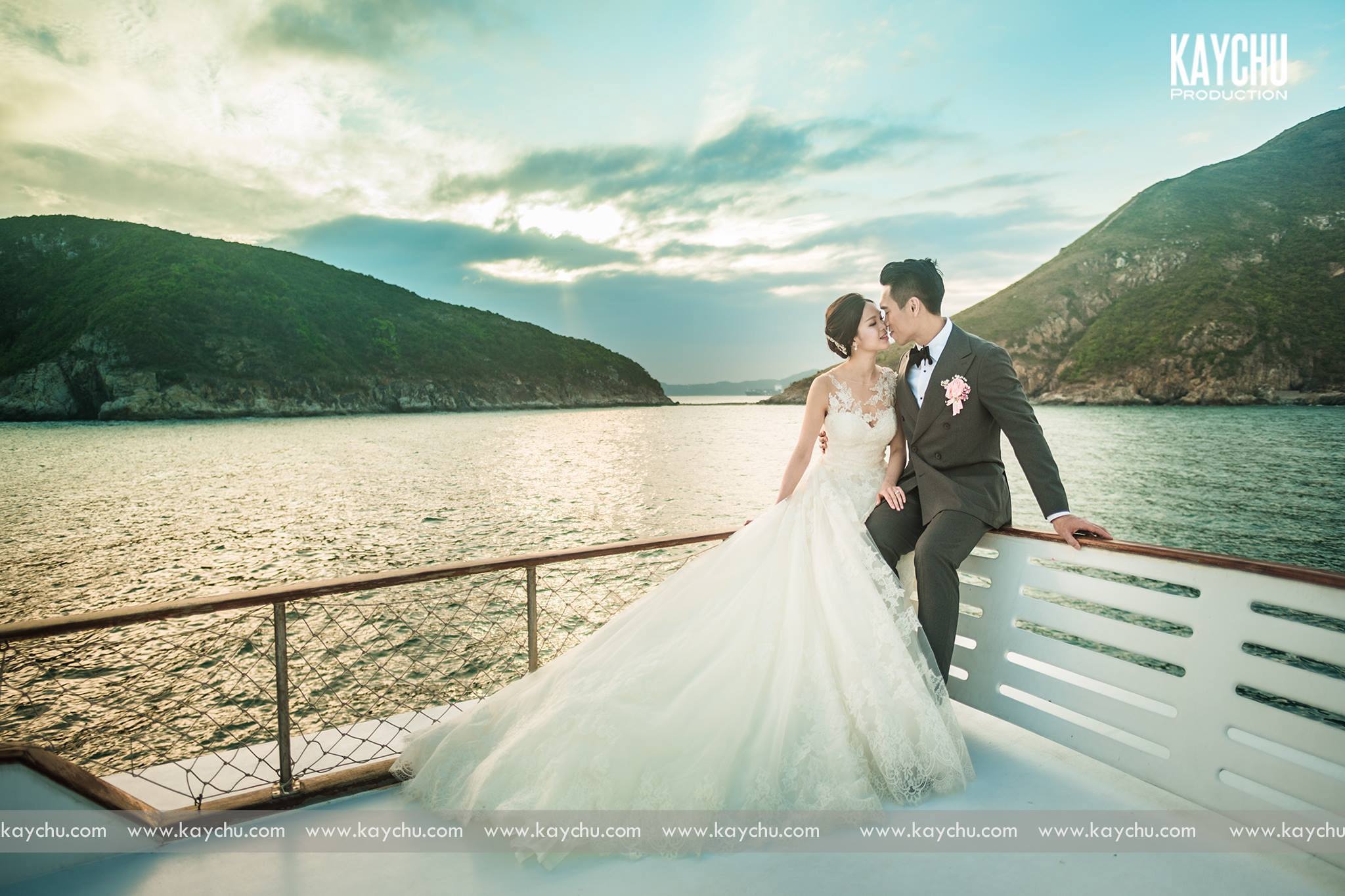 Real Simply Love bride