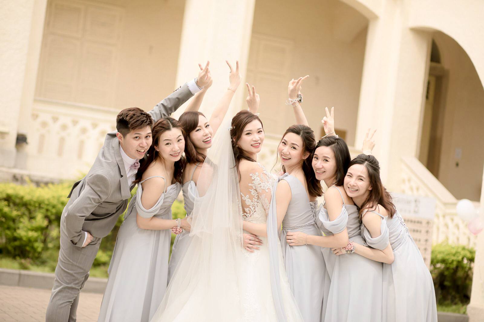 Real Simply Love bride