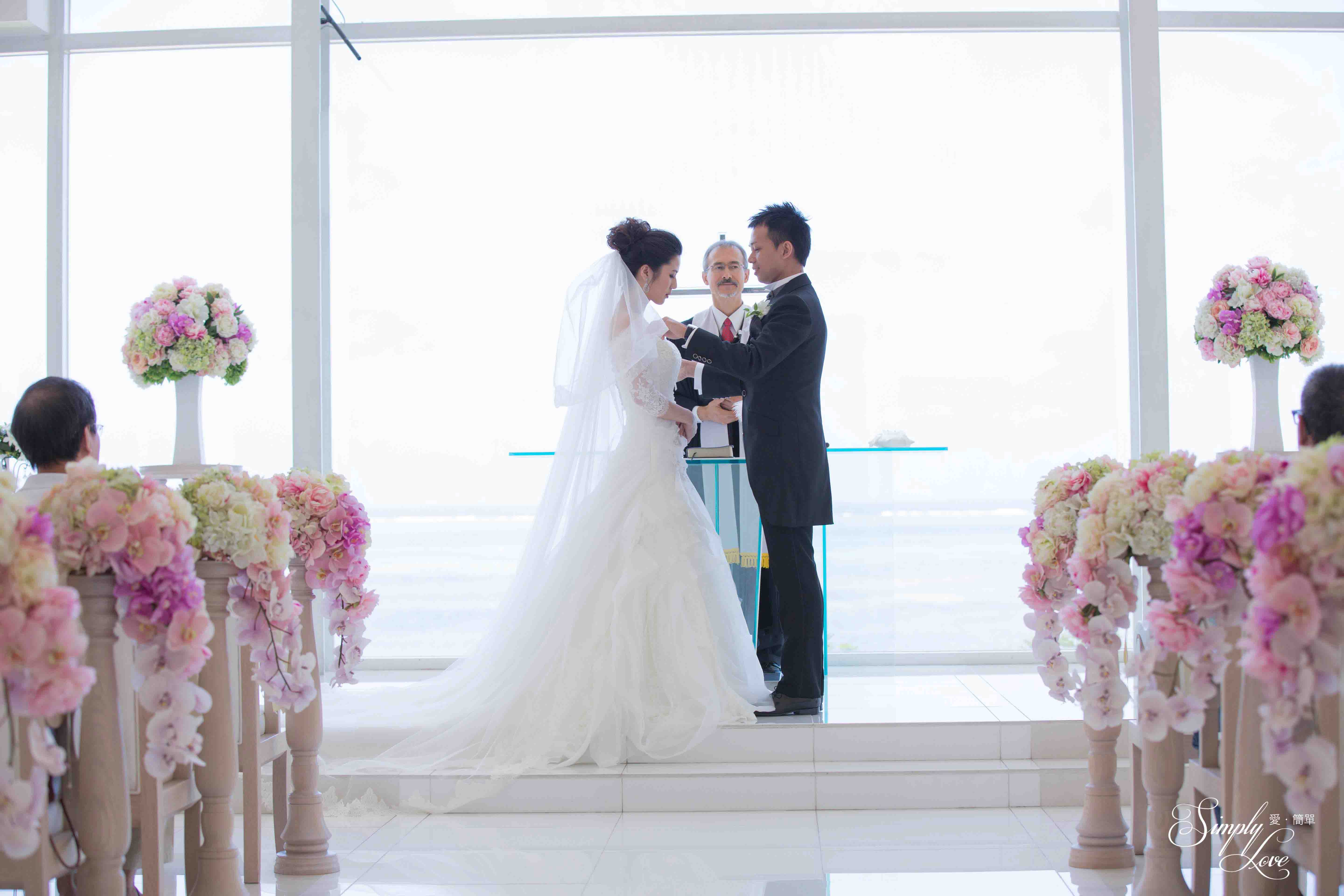 Real Simply Love bride