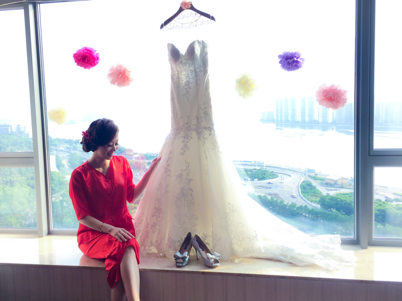 Real Simply Love bride