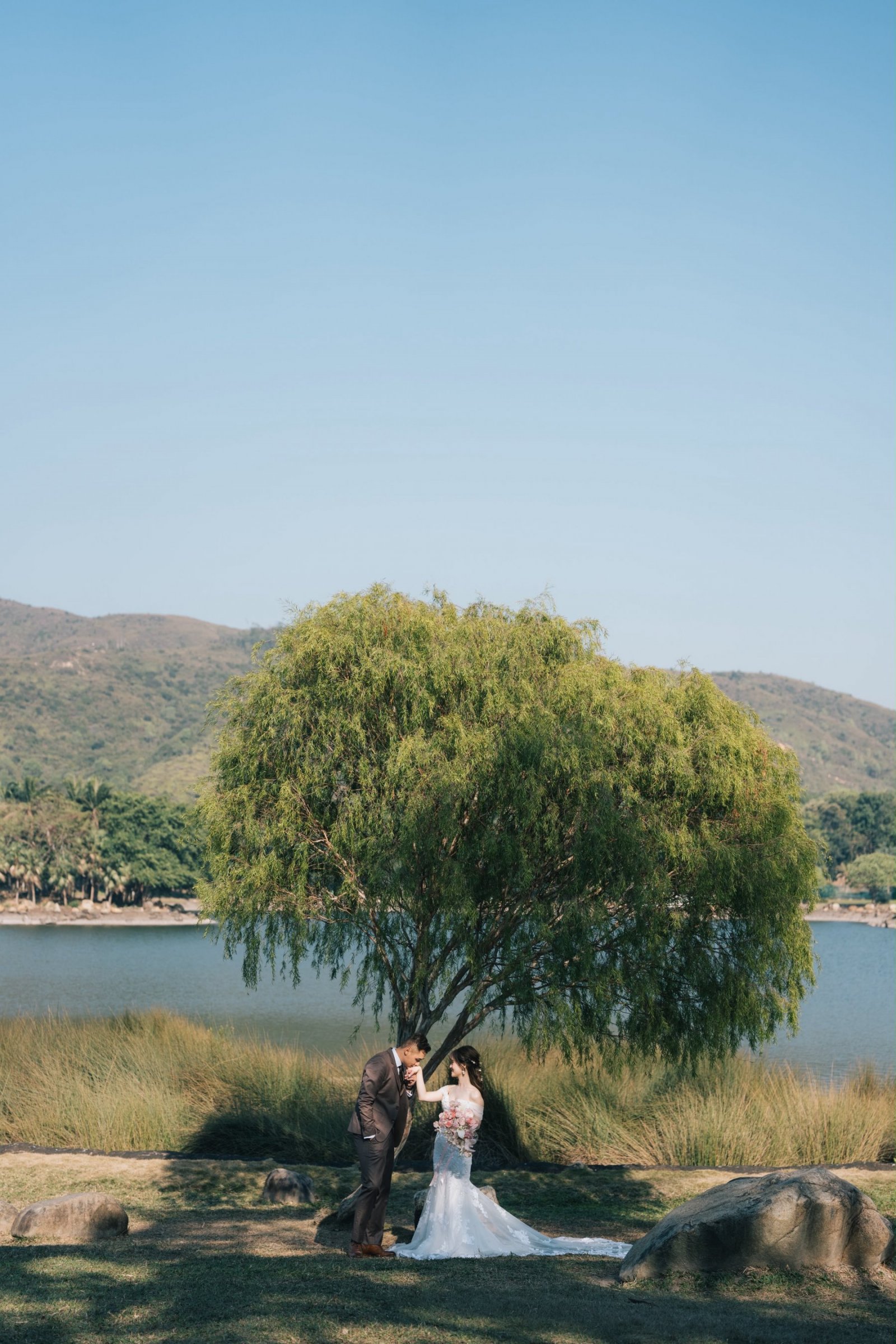 Real Simply Love bride